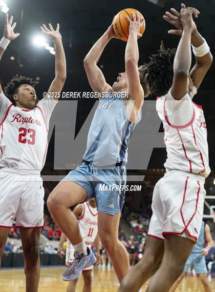 Thumbnail 1 in Valor Christian vs Eaglecrest (CHSAA 6A Final) photogallery.