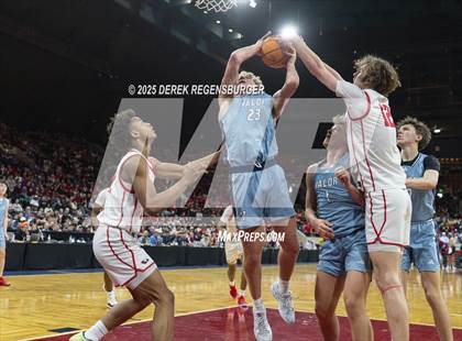 Thumbnail 1 in Valor Christian vs Eaglecrest (CHSAA 6A Final) photogallery.