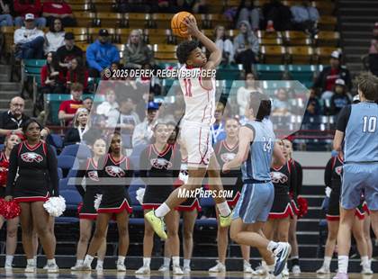 Thumbnail 2 in Valor Christian vs Eaglecrest (CHSAA 6A Final) photogallery.