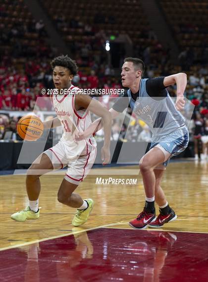Thumbnail 2 in Valor Christian vs Eaglecrest (CHSAA 6A Final) photogallery.
