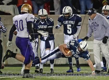 Thumbnail 1 in Huntington vs. Sayville (Section 11 Division 3 Final) photogallery.