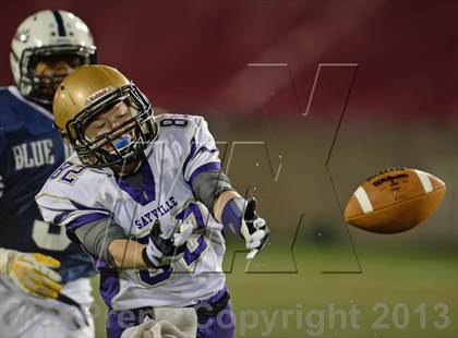 Thumbnail 1 in Huntington vs. Sayville (Section 11 Division 3 Final) photogallery.
