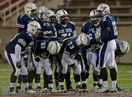 Thumbnail 3 in Huntington vs. Sayville (Section 11 Division 3 Final) photogallery.