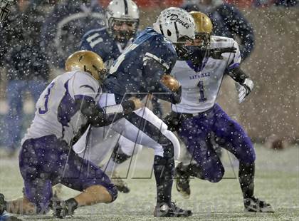 Thumbnail 3 in Huntington vs. Sayville (Section 11 Division 3 Final) photogallery.
