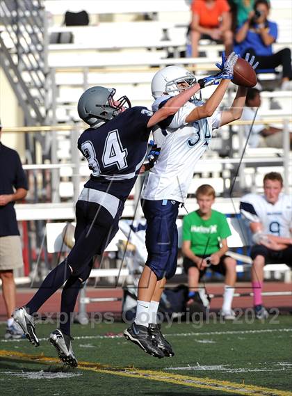 Thumbnail 2 in JV: Chadwick @ Flintridge Prep photogallery.
