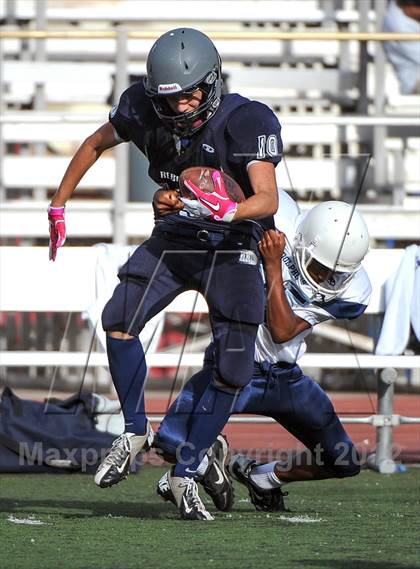 Thumbnail 1 in JV: Chadwick @ Flintridge Prep photogallery.