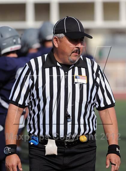 Thumbnail 2 in JV: Chadwick @ Flintridge Prep photogallery.