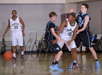 Thumbnail 3 in Moreau Catholic vs. Foothill (MaxPreps Holiday Classic) photogallery.