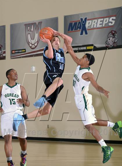 Thumbnail 1 in Moreau Catholic vs. Foothill (MaxPreps Holiday Classic) photogallery.