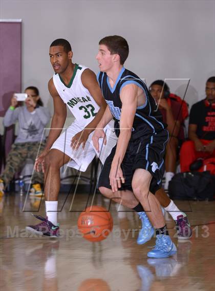 Thumbnail 2 in Moreau Catholic vs. Foothill (MaxPreps Holiday Classic) photogallery.