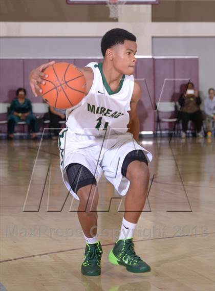 Thumbnail 2 in Moreau Catholic vs. Foothill (MaxPreps Holiday Classic) photogallery.