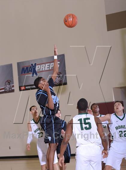 Thumbnail 1 in Moreau Catholic vs. Foothill (MaxPreps Holiday Classic) photogallery.