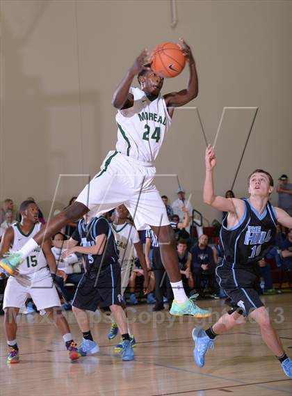 Thumbnail 1 in Moreau Catholic vs. Foothill (MaxPreps Holiday Classic) photogallery.
