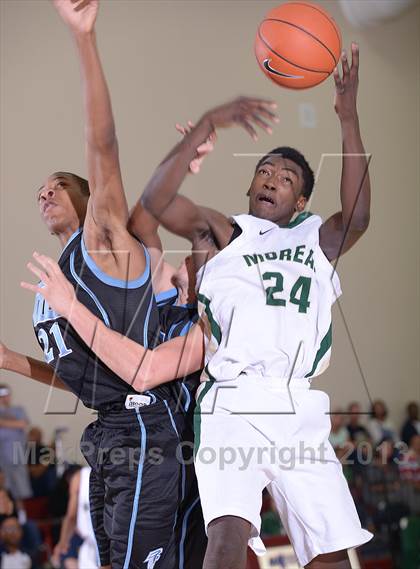 Thumbnail 1 in Moreau Catholic vs. Foothill (MaxPreps Holiday Classic) photogallery.