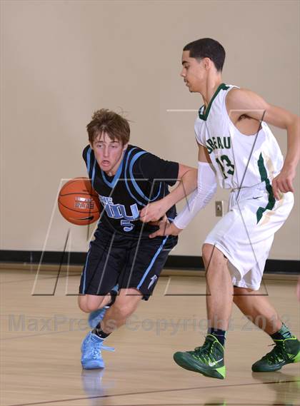 Thumbnail 2 in Moreau Catholic vs. Foothill (MaxPreps Holiday Classic) photogallery.