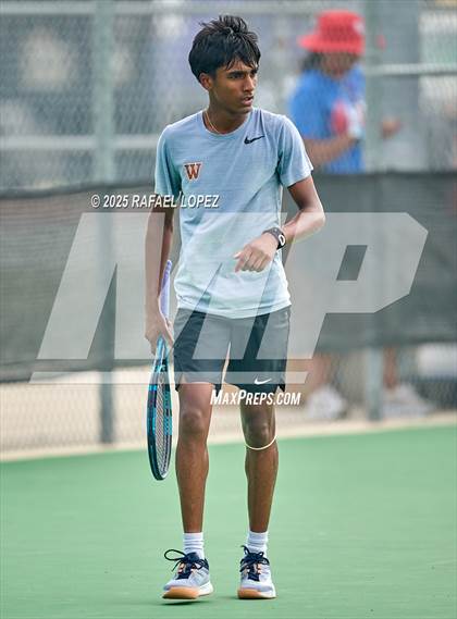 Thumbnail 2 in UIL Tennis Boys 5A & 6A Finals photogallery.