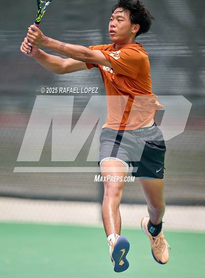 Thumbnail 3 in UIL Tennis Boys 5A & 6A Finals photogallery.