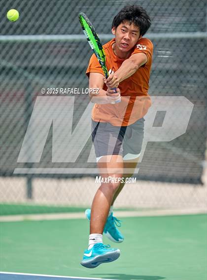 Thumbnail 3 in UIL Tennis Boys 5A & 6A Finals photogallery.
