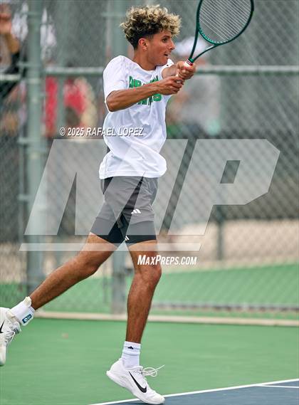 Thumbnail 2 in UIL Tennis Boys 5A & 6A Finals photogallery.