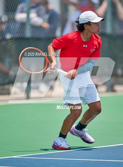 Thumbnail 2 in UIL Tennis Boys 5A & 6A Finals photogallery.