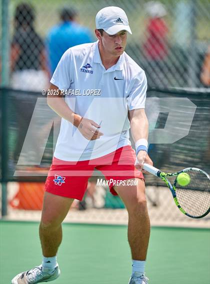 Thumbnail 3 in UIL Tennis Boys 5A & 6A Finals photogallery.