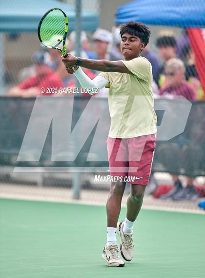 Thumbnail 2 in UIL Tennis Boys 5A & 6A Finals photogallery.