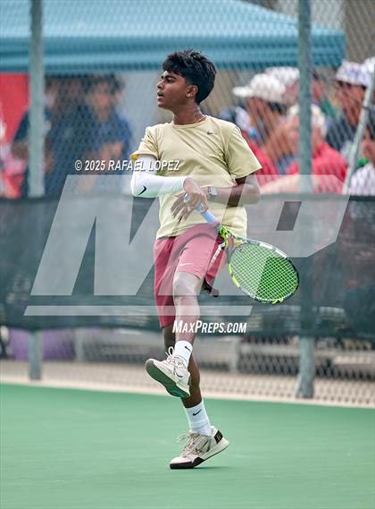 Thumbnail 2 in UIL Tennis Boys 5A & 6A Finals photogallery.