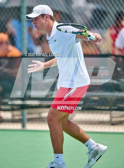 Thumbnail 2 in UIL Tennis Boys 5A & 6A Finals photogallery.