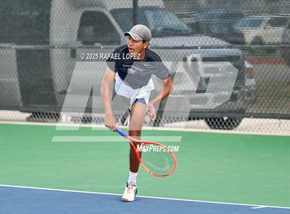 Thumbnail 3 in UIL Tennis Boys 5A & 6A Finals photogallery.