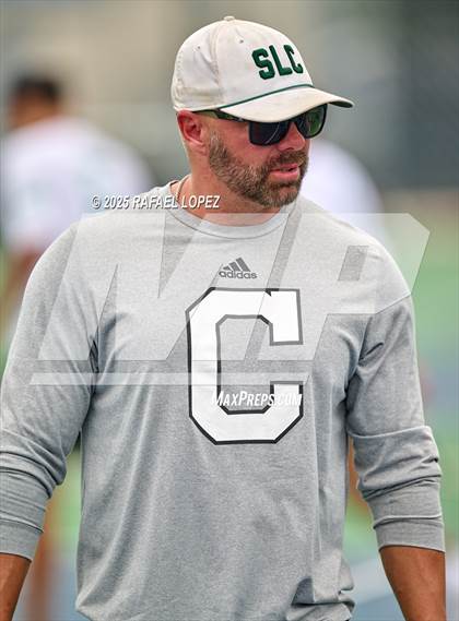 Thumbnail 3 in UIL Tennis Boys 5A & 6A Finals photogallery.