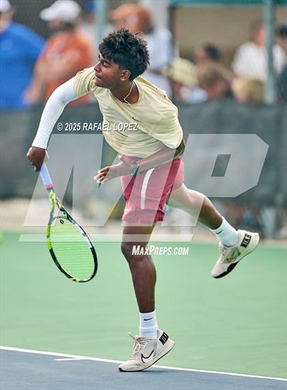 Thumbnail 1 in UIL Tennis Boys 5A & 6A Finals photogallery.