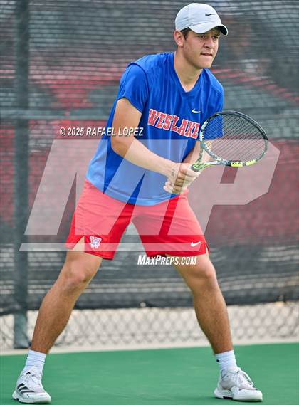 Thumbnail 2 in UIL Tennis Boys 5A & 6A Finals photogallery.