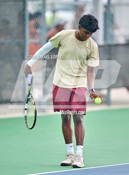 Thumbnail 3 in UIL Tennis Boys 5A & 6A Finals photogallery.