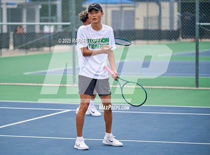 Thumbnail 3 in UIL Tennis Boys 5A & 6A Finals photogallery.