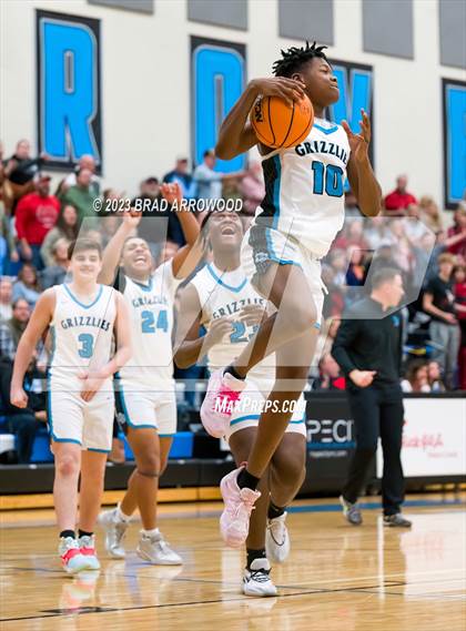 Thumbnail 3 in Central Davidson @ Oak Grove photogallery.