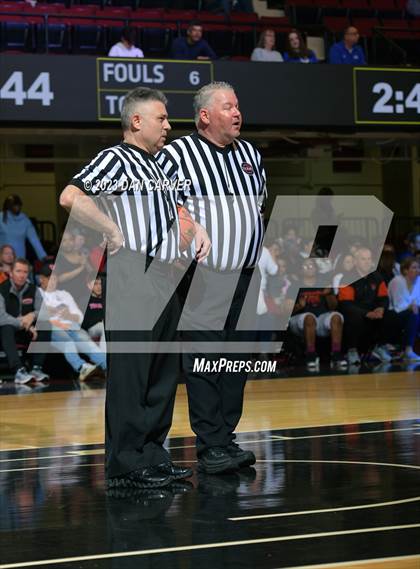 Thumbnail 2 in Haldane vs. Tuckahoe (NYSPHSAA  Section 1 Class C Final) photogallery.