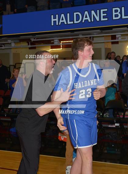 Thumbnail 2 in Haldane vs. Tuckahoe (NYSPHSAA  Section 1 Class C Final) photogallery.