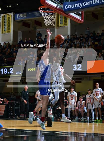 Thumbnail 1 in Haldane vs. Tuckahoe (NYSPHSAA  Section 1 Class C Final) photogallery.