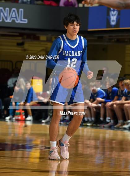 Thumbnail 1 in Haldane vs. Tuckahoe (NYSPHSAA  Section 1 Class C Final) photogallery.