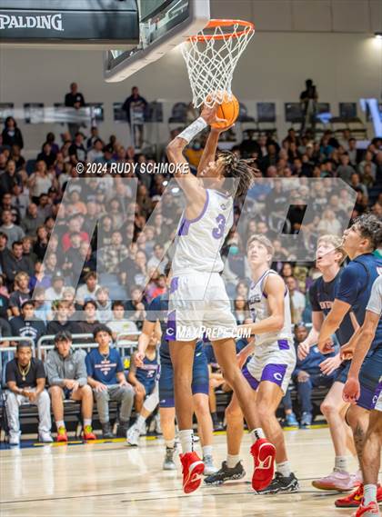 Thumbnail 3 in Carlsbad vs. Montgomery (CIF SDS Open Division Finals) photogallery.