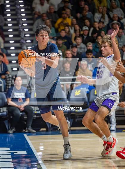 Thumbnail 3 in Carlsbad vs. Montgomery (CIF SDS Open Division Finals) photogallery.