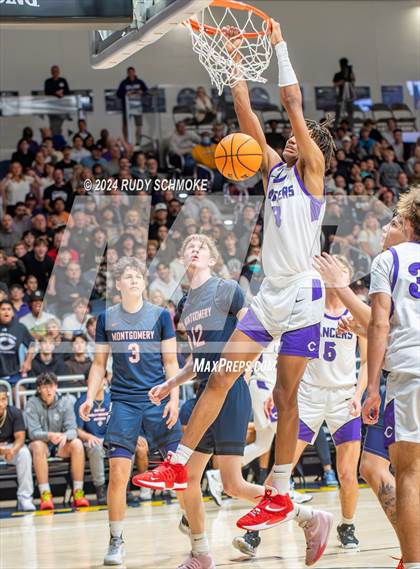 Thumbnail 1 in Carlsbad vs. Montgomery (CIF SDS Open Division Finals) photogallery.