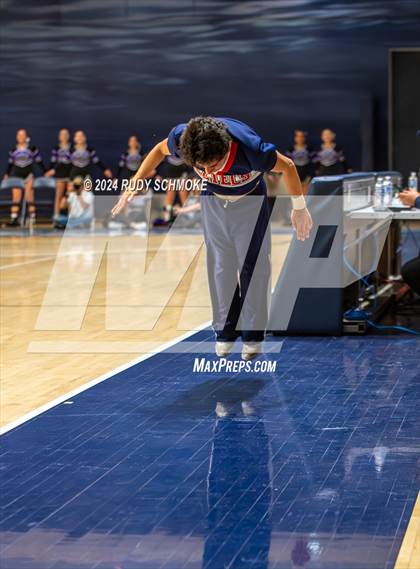 Thumbnail 2 in Carlsbad vs. Montgomery (CIF SDS Open Division Finals) photogallery.