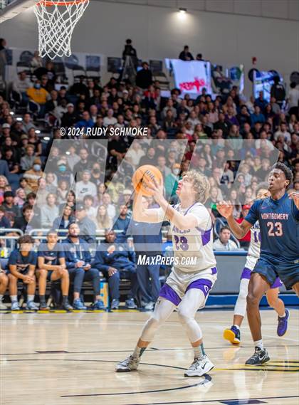 Thumbnail 3 in Carlsbad vs. Montgomery (CIF SDS Open Division Finals) photogallery.