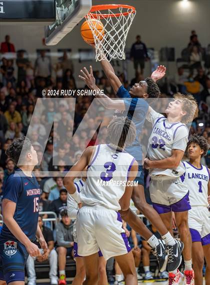 Thumbnail 2 in Carlsbad vs. Montgomery (CIF SDS Open Division Finals) photogallery.