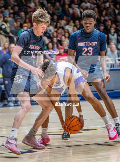Thumbnail 2 in Carlsbad vs. Montgomery (CIF SDS Open Division Finals) photogallery.