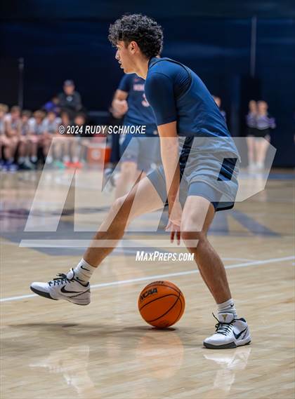 Thumbnail 2 in Carlsbad vs. Montgomery (CIF SDS Open Division Finals) photogallery.