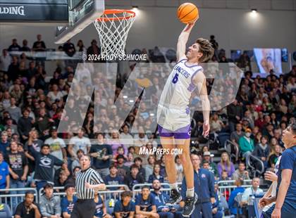 Thumbnail 2 in Carlsbad vs. Montgomery (CIF SDS Open Division Finals) photogallery.