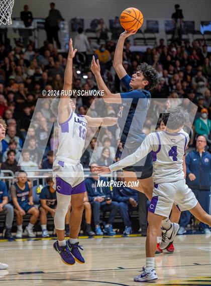 Thumbnail 3 in Carlsbad vs. Montgomery (CIF SDS Open Division Finals) photogallery.