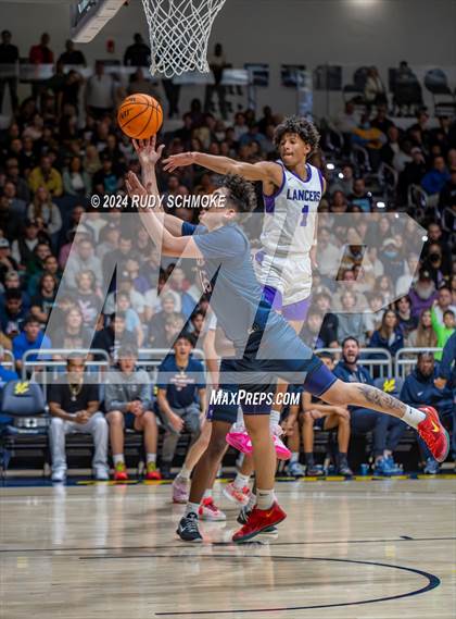 Thumbnail 2 in Carlsbad vs. Montgomery (CIF SDS Open Division Finals) photogallery.
